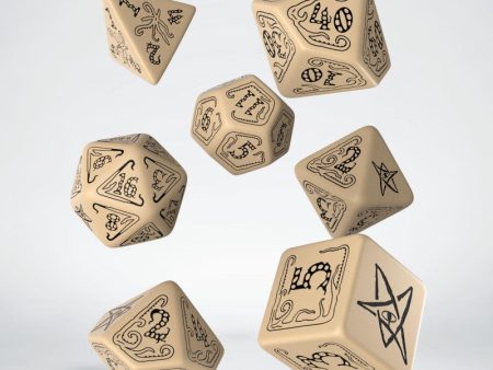 Dice Set: Call of Cthulhu Beige & black Dice Set (7) Supply