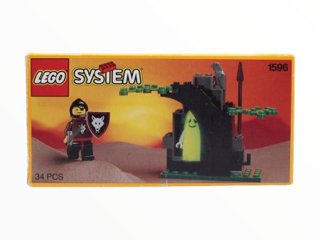 Certified Used Set 1596 Castle Ghostly Hideout For Sale