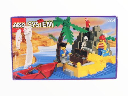 Certified Used Set 6254 Pirates Rocky Reef Fashion